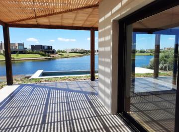 Casa · 224m² · 6 Ambientes · Casa - Ceibos