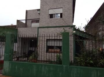 Casa · 177m² · 5 Ambientes · Venta Casa Lote Propio Victoria