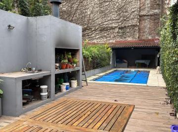 Casa · 200m² · 4 Ambientes · Venta Triplex 4 Ambientes Jardín y Pileta Florida