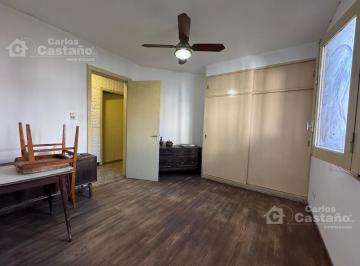 Casa · 150m² · 4 Ambientes · Casa Sobre Lote Propio, 3 Amb. con Patio, Terraza y Quincho