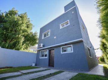 Casa · 500m² · 4 Ambientes · 2 Cocheras · Casa en Manuel B Gonnet