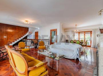 PH · 204m² · 4 Ambientes · Venta PH de 4 Amb con Terraza y Patio Monte Castro