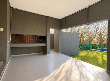 PH de 7 ambientes, La Calera · Dúplex en La Cuesta - Pileta y Jardín Plano