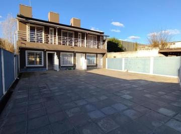 Departamento · 75m² · 3 Ambientes · 1 Cochera · Alquiler Duplex Los Robles y Leloir General Rodriguez