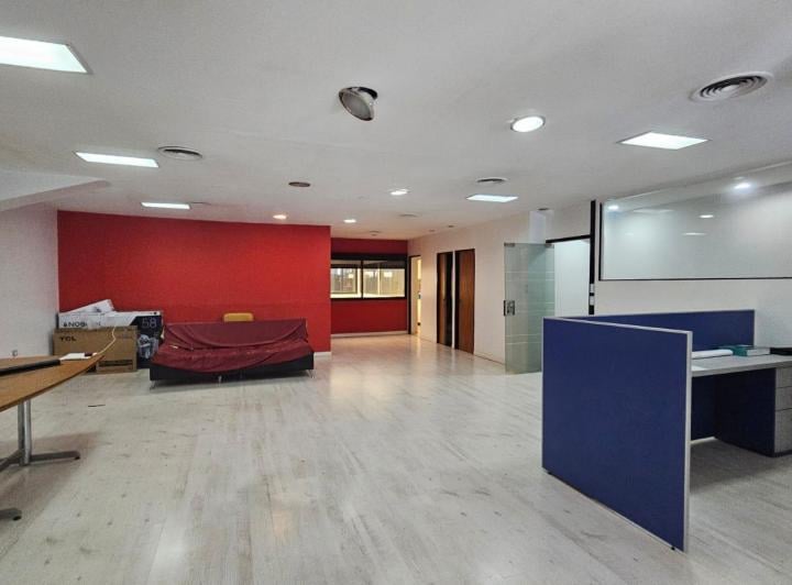 Oficinas en alquiler — RealXpertAI