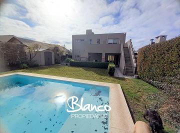 Casa · 120m² · 4 Ambientes · 2 Cocheras · Casa en Alquiler en Pilar Green Park, Pilar, G. B. a. Zona Norte