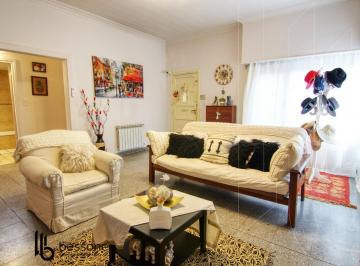 Casa · 130m² · 4 Ambientes · 1 Cochera · Casa en Don Bosco