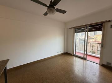 Departamento · 38m² · 2 Ambientes · En Alquiler Departamento de 2 Ambientes Cfte con Balcon Villa Urquiza