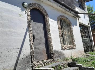 Casa de 3 ambientes, Tanti · Casa en Tanti Zona Centro - a 2 Cuadras de La Terminal