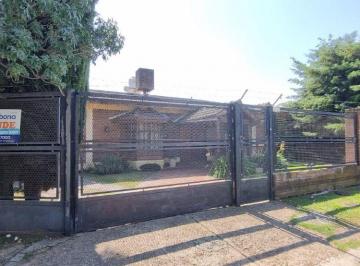 Casa de 4 ambientes, San Miguel · Casa en Venta en San Miguel