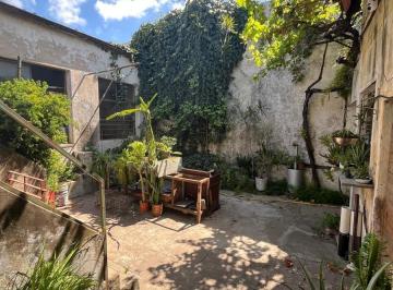 Casa · 124m² · 3 Ambientes · 2 Cocheras · Oportunidad! Casa en Lote Propio en Venta 7,50 Mx24 m a Refaccionar Villa Ballester Escucha Oferta