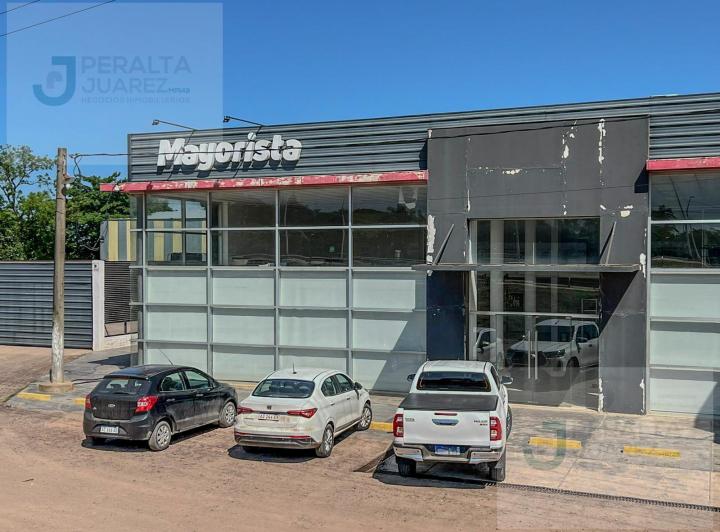 Local comercial · 802m² · 4 Ambientes
