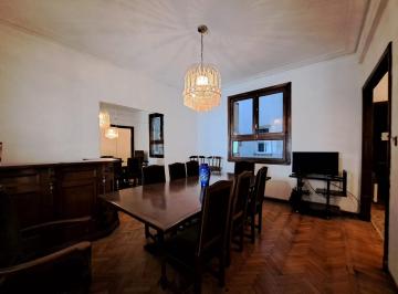 Departamento · 82m² · Hermaso 3 Ambientes con Dependencia en Barrio Norte
