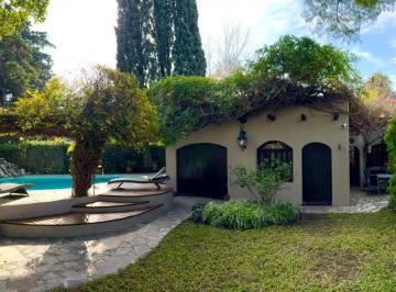 Casa · 110m² · 4 Ambientes · 1 Cochera · Venta Casa 4 Ambientes Don Torcuato Apto Credito