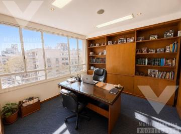 Oficina comercial · 105m² · 4 Ambientes · Importante Oficina de 105 m² en El Corazón de Tribunales. Lavalle y Parana
