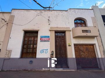 Casa de 7 ambientes, Ciudad de Mendoza · Casa Mixta Valor Terreno. Sexta Sección