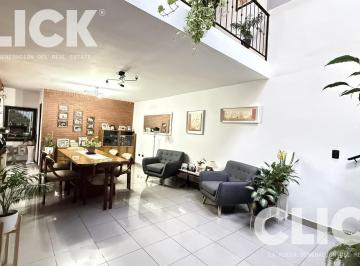 Casa · 200m² · 5 Ambientes · 1 Cochera · Venta - Casa 5 Ambientes con Terraza - Quincho - Villa Crespo
