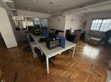 Oficina comercial · 186m² · 6 Ambientes · 2 Cocheras · Alquiler Oficina 4 Despachos + 2 Areas de Trabajo 2 Cocheras Fijas Individuales Colegiales