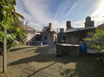 Casa · 140m² · 4 Ambientes · Venta Casa 4 Amb a Reciclar (Op0rtunidad)