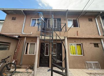 Casa · 228m² · 10 Ambientes · Venta Complejo de Departamentos en Bella Vista