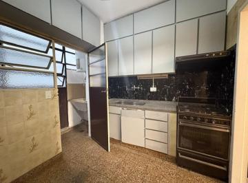 Departamento de 4 ambientes, Villa del Parque · Oportunidad 4 Ambientes Al Frente con Balcon Baño y Toilette