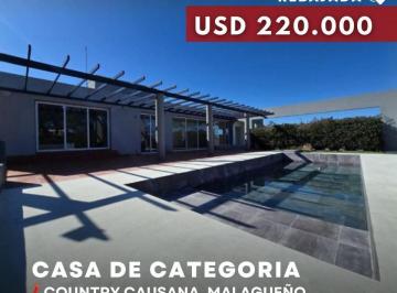 Casa · 257m² · 8 Ambientes · 1 Cochera · Casa de Categoría de 3 Dorm. y Pileta en Venta Country Causana – Malagueño