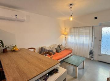 PH · 35m² · 3 Ambientes · Casa PH Venta 3 Ambientes Ituzaingo Reciclada Apto Credito