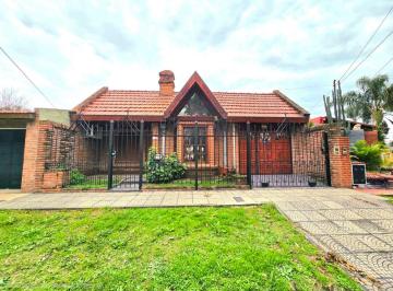 RLD-RLD-2633_2 · Venta Palomar Chalet 3 Ambientes 2 Baños Apto Credito