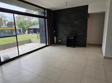 Departamento · 80m² · 3 Ambientes · 1 Cochera · Departamento de 3 Ambientes en Alquiler en Las Cavas
