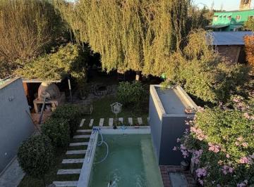 Casa · 220m² · 4 Ambientes · 2 Cocheras · Casa en Nueva Detroid, Sauce Viejo