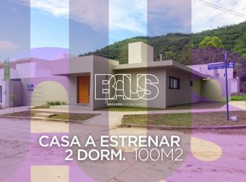 Casa · 100m² · 3 Ambientes · 1 Cochera · Casa en Venta Barrio Los Profesionales