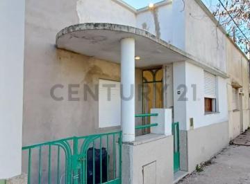 Casa · 89m² · 4 Ambientes · Venta | Casa 2 Dorm. | La Plata