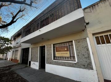 Casa · 81m² · 5 Ambientes · 1 Cochera · Venta Casa en Barranquitas