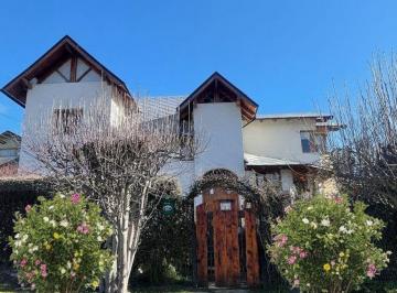 Casa de 6 ambientes, San Carlos de Bariloche · Casa en Venta 4dorm - Melipal - Apto Crédito