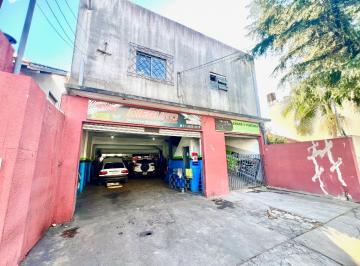 Local comercial de 2 ambientes, San Isidro · Local en Planta Baja con Habilitación de Taller Mecánico, 2 Fosas. Apto 10 Autos. Excelente Estado.