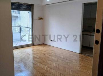 Departamento · 42m² · 2 Ambientes · Venta Depto 2 Ambientes en Congreso Al Frente con Balcon - Muy Luminoso