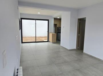 Casa de 4 ambientes, Córdoba · Tu Hogar Soñado!en Venta Duplex 2 Dorm.!