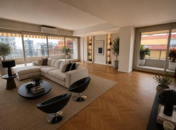 Departamento · 251m² · 4 Ambientes · 2 Cocheras · Exclusivo Semipiso con Palier Privado, Doble Circulación, Dos Cocheras y Seguridad 24 Hs.