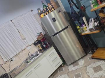 Casa · 600m² · 1 Ambiente · 1 Cochera · Venta de Casa Multifamiliar Cañuelas