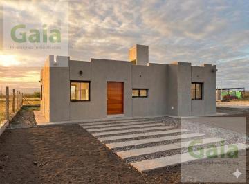 Casa · 82m² · 3 Dormitorios · 1 Cochera · Casa en Venra en Ekodistrito - Circunvalación Oeste