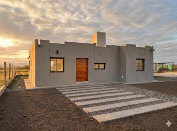 Casa · 82m² · 3 Dormitorios · 1 Cochera · Casa en Venra en Ekodistrito - Circunvalación Oeste