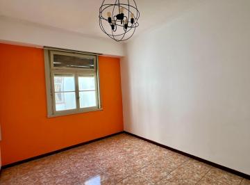 Departamento · 42m² · 2 Ambientes · Alquiler 2 Ambientes Oportunidad | Flores