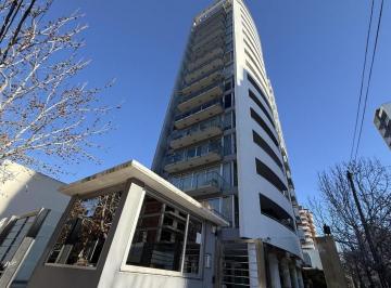 Departamento · 170m² · 4 Ambientes · 1 Cochera · Departamento en Venta