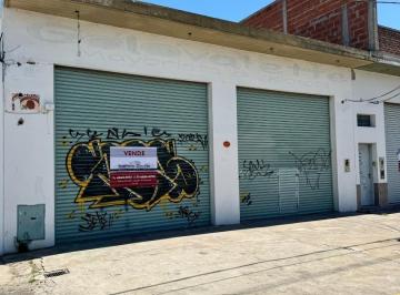 Bodega-Galpón · 360m² · 3 Ambientes · Galpon + Dpto 3 Amb Sobre Av Fair - Excelente Ubicacion