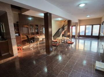 Casa de 10 ambientes, San Miguel de Tucumán · Ejercito del Norte 545 Propiedad Grande con Galpón