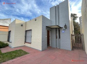 Casa · 269m² · 4 Ambientes · Casa en Alquiler en El Centro de Lujan, a m del Hospital