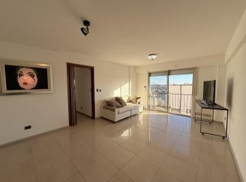 Departamento · 75m² · 3 Ambientes · 1 Cochera · Departamento 3 Ambientes Reciclado en Venta en Parque Chacabuco con Cochera y Baulera