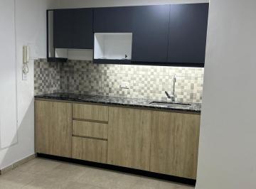 PH · 42m² · 2 Ambientes · Departamento de 1 Dormitorio Duplex con Patio en Lourdes. PH