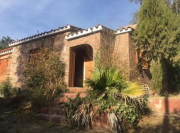 Casa · 317m² · 5 Ambientes · 1 Cochera · Gran Oportunidad! - Casa en Tanti