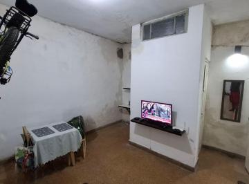 PH · 41m² · 2 Ambientes · PH 2 Amb C/ Patio a Reciclar - Venta / San Martín